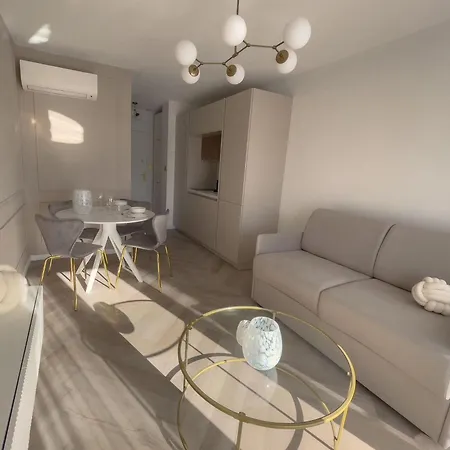 Appartement Etoile, Clim, Plage, Parking, Terrasse La Grande-Motte